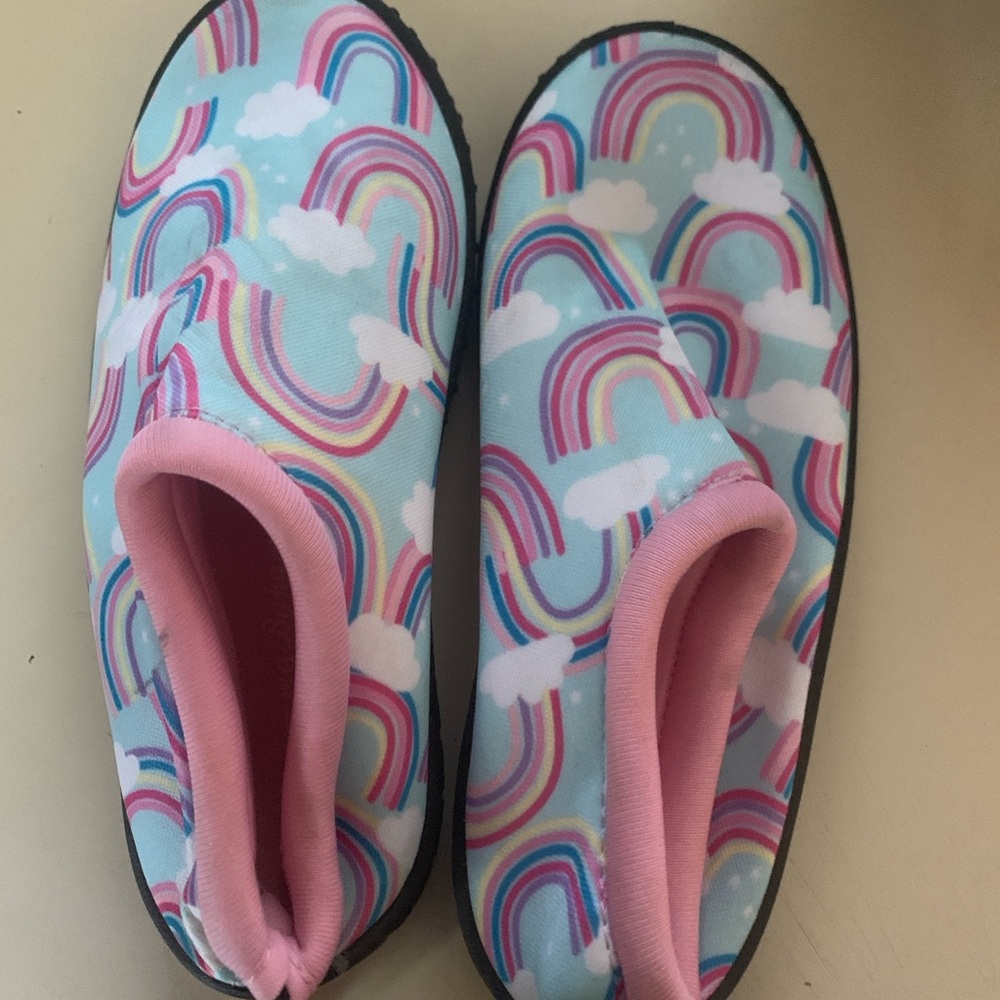 Tommy Bahama toddler rainbow swim shoes